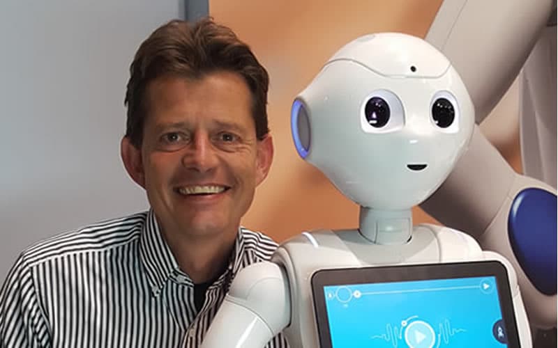 Drs. Tom Ederveen, robots in de zorg